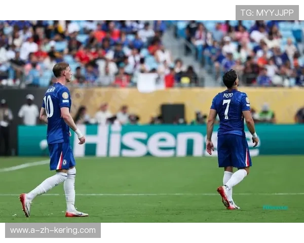 切尔西边路下底回传精彩地创造破门良机