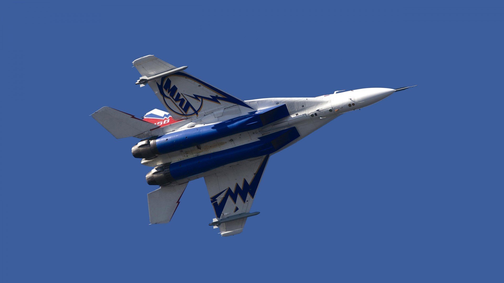 德甲球队动态负荷管理系统对赛季疲劳曲线预测的实证评估,全年动态负荷计算