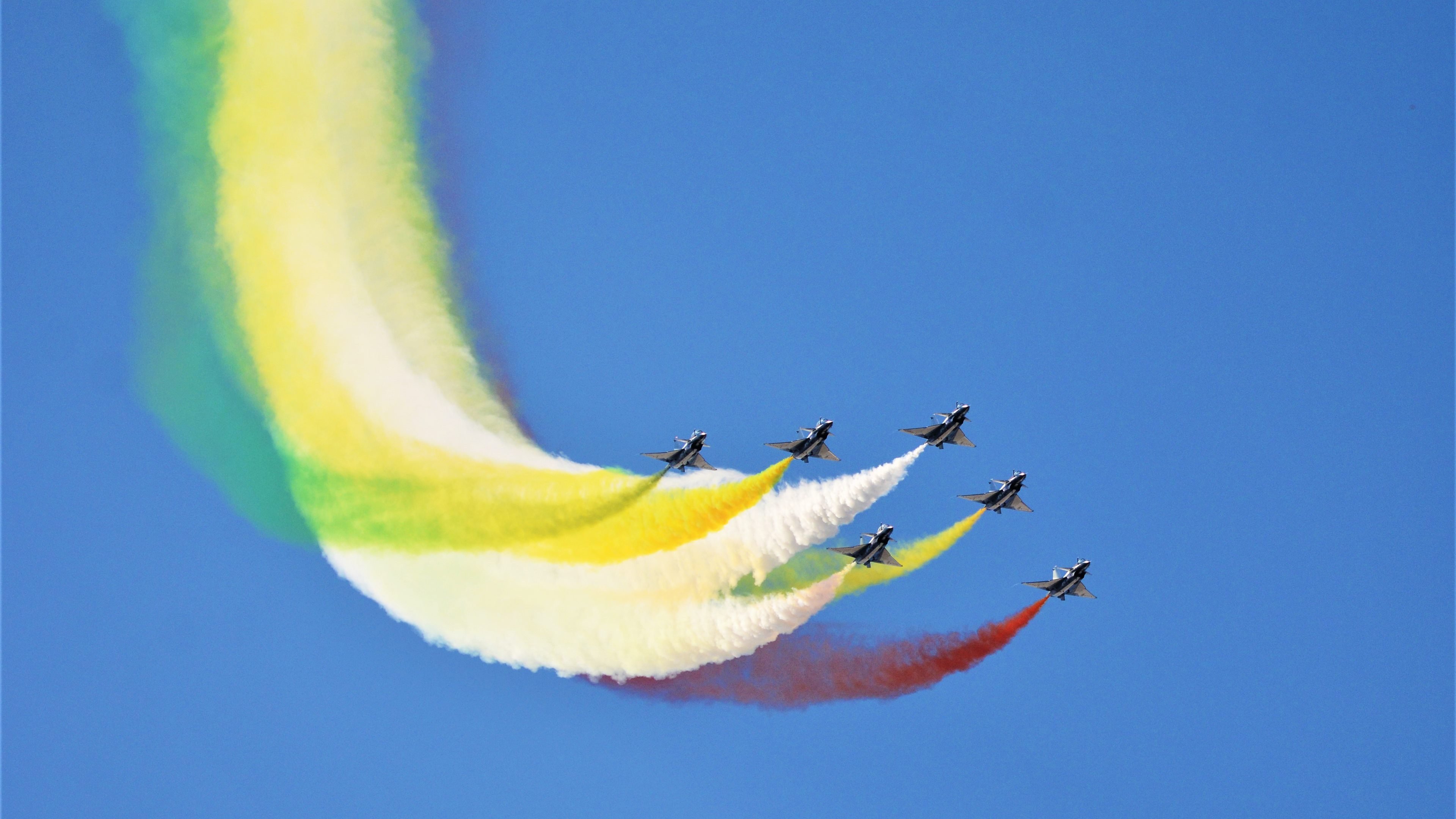 逆境突围：球队如何在压力下稳住阵脚？，逆境中突围