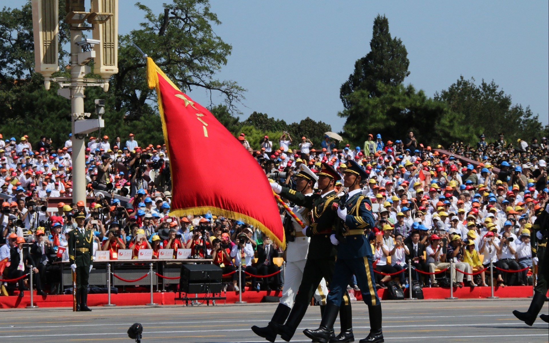 PSG主帅承认防守漏洞导致失利,psg主教练