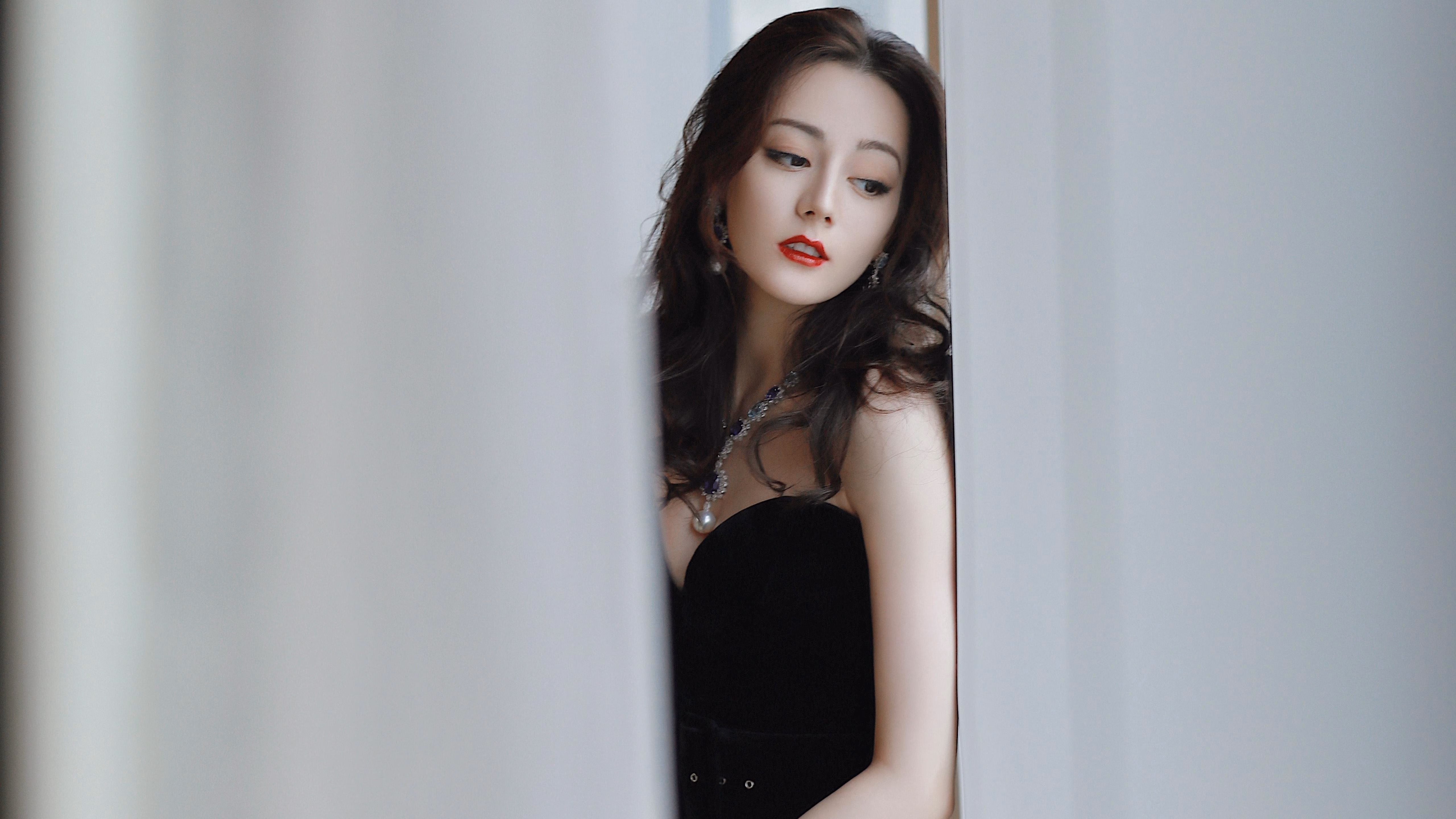 “2025世界运动会:高新体育中心举重赛让观众目瞪口呆”