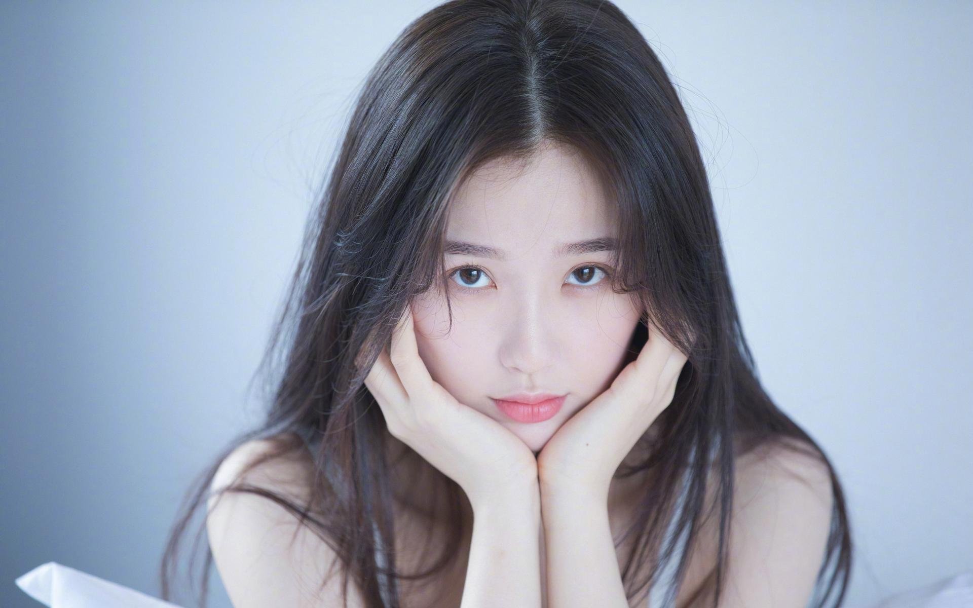 Kaiyun官方登录入口-凯尔特人主场迎战雄鹿赛况激烈，24日凯尔特人vs雄鹿回放