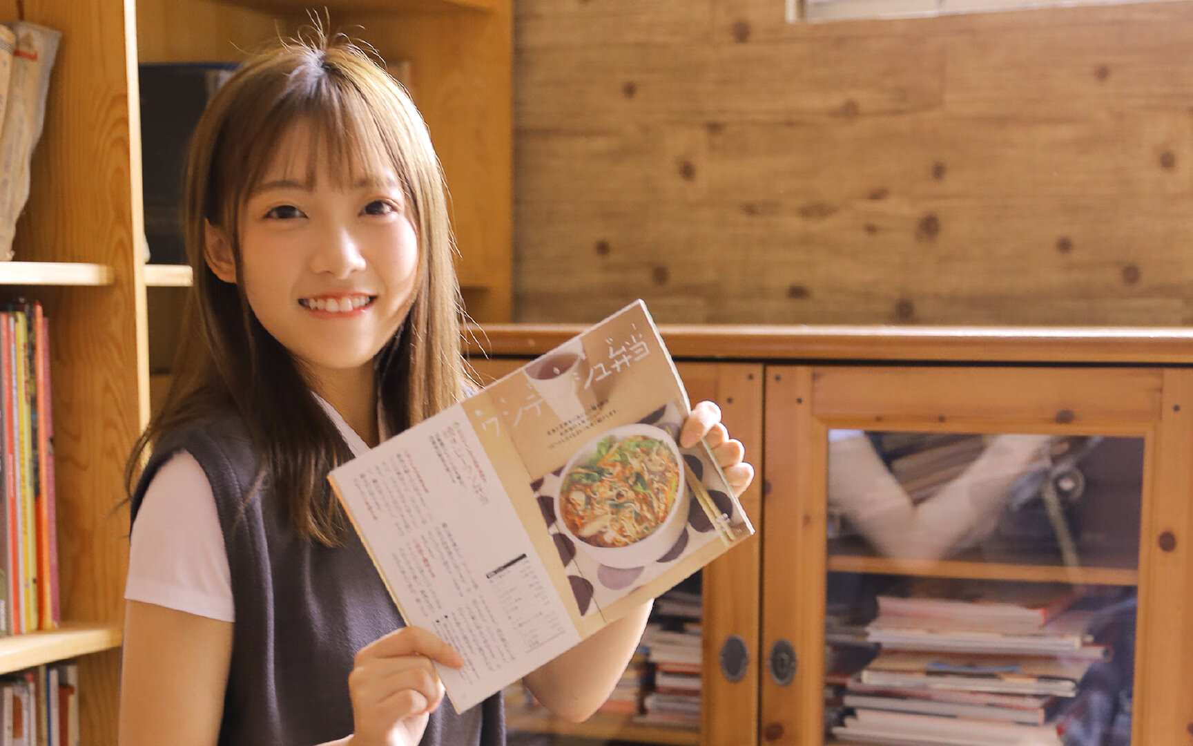 回顾登贝莱巴萨时代，迟到的天赋引发反思，登贝莱加盟巴萨转会费